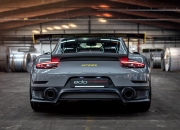 开云官网-橙色堤坝与安第斯雄鹰，当足球成为历史隐喻的绿茵场