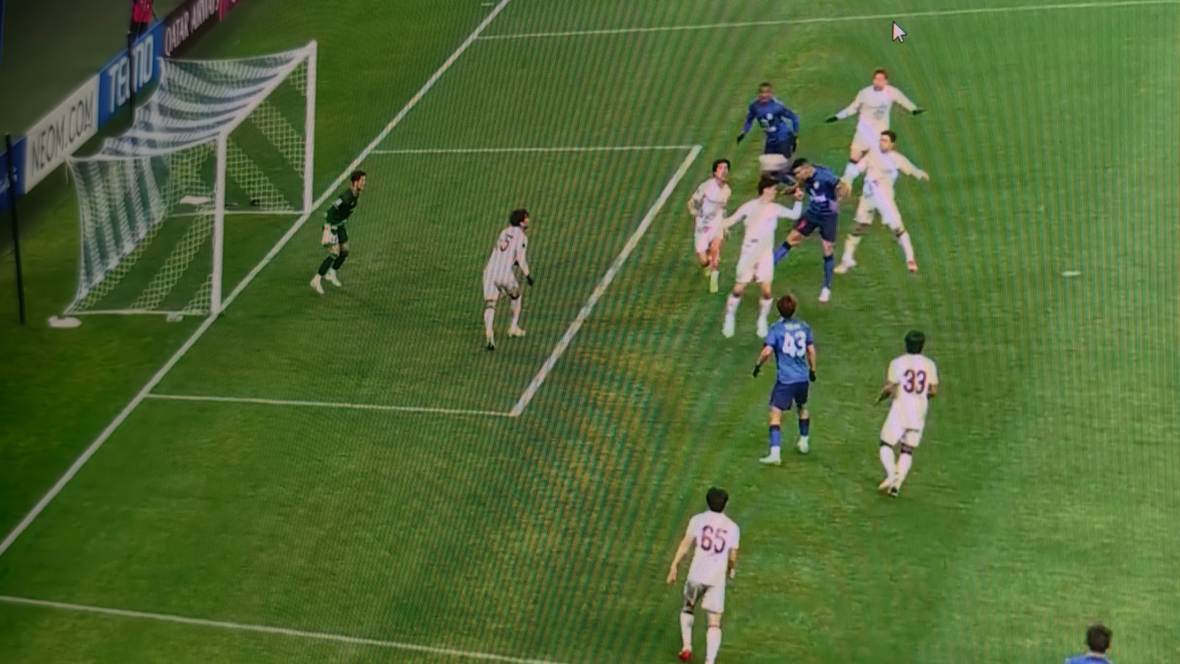 外援球员梅开二度，帮助球队击败对手的简单介绍