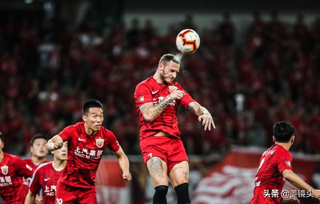 关于上港客场连平，积分暂居第三的信息