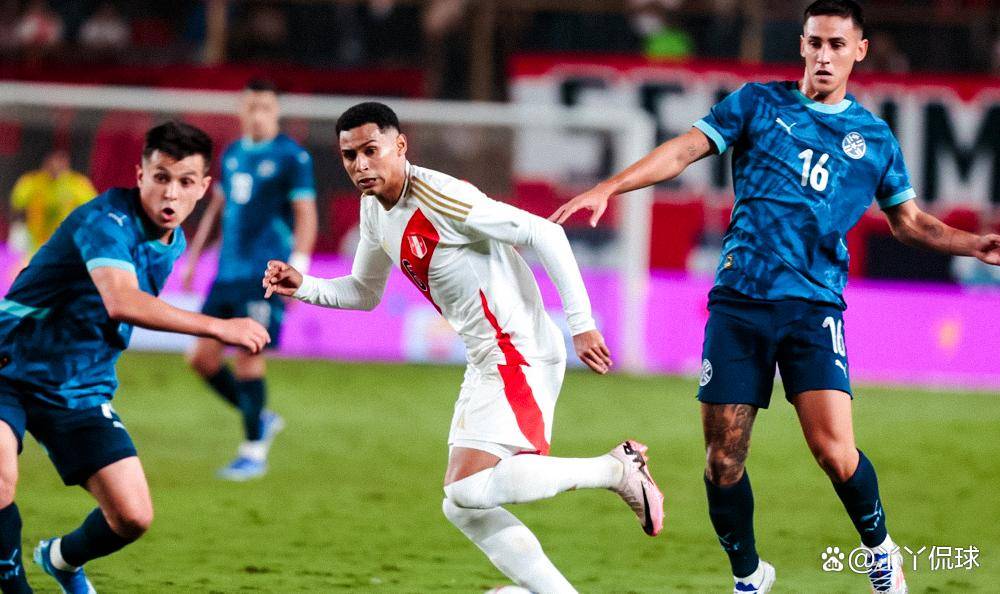 秘鲁队在国际比赛中赢得胜利气吞山河