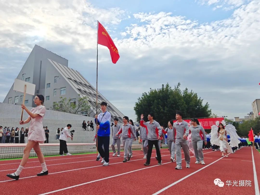 联赛团队再度崭露头角，向胜利迈进一步的简单介绍