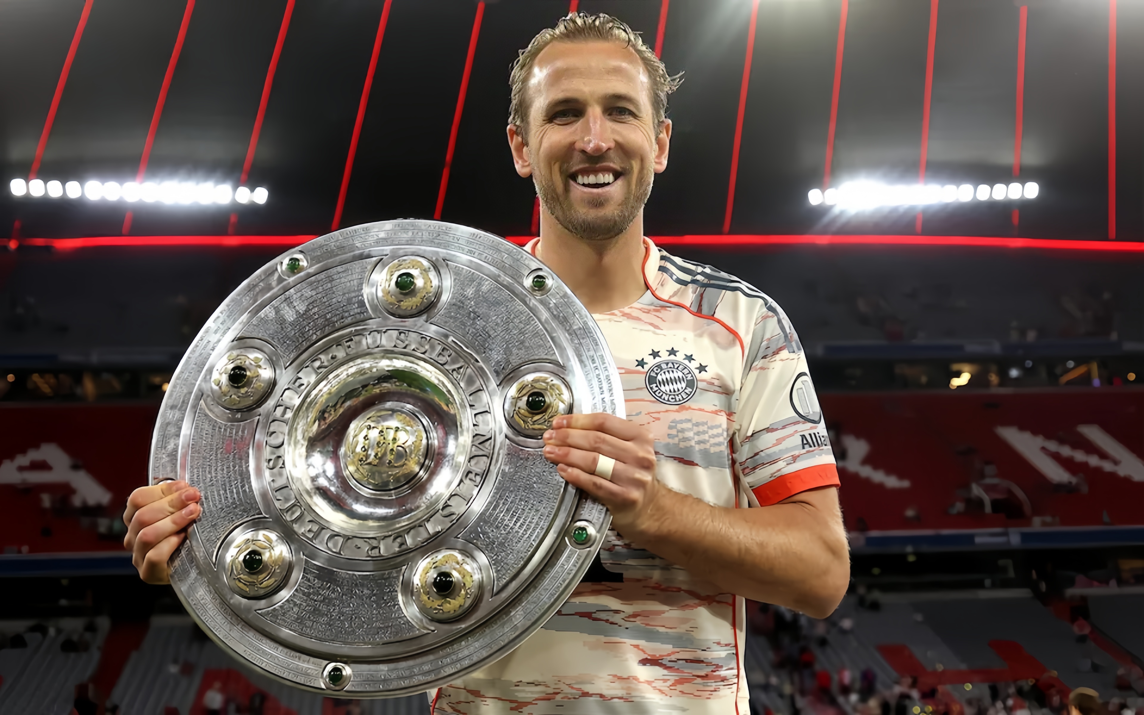 GEN横扫欧洲网球队,哈里·凯恩绝境下完成绝杀峡谷大战2025世界赛,技惊四座的简单介绍 GEN横扫欧洲网球队,哈里·凯恩绝境下完成绝杀峡谷大战2025世界赛,技惊四座的简单介绍