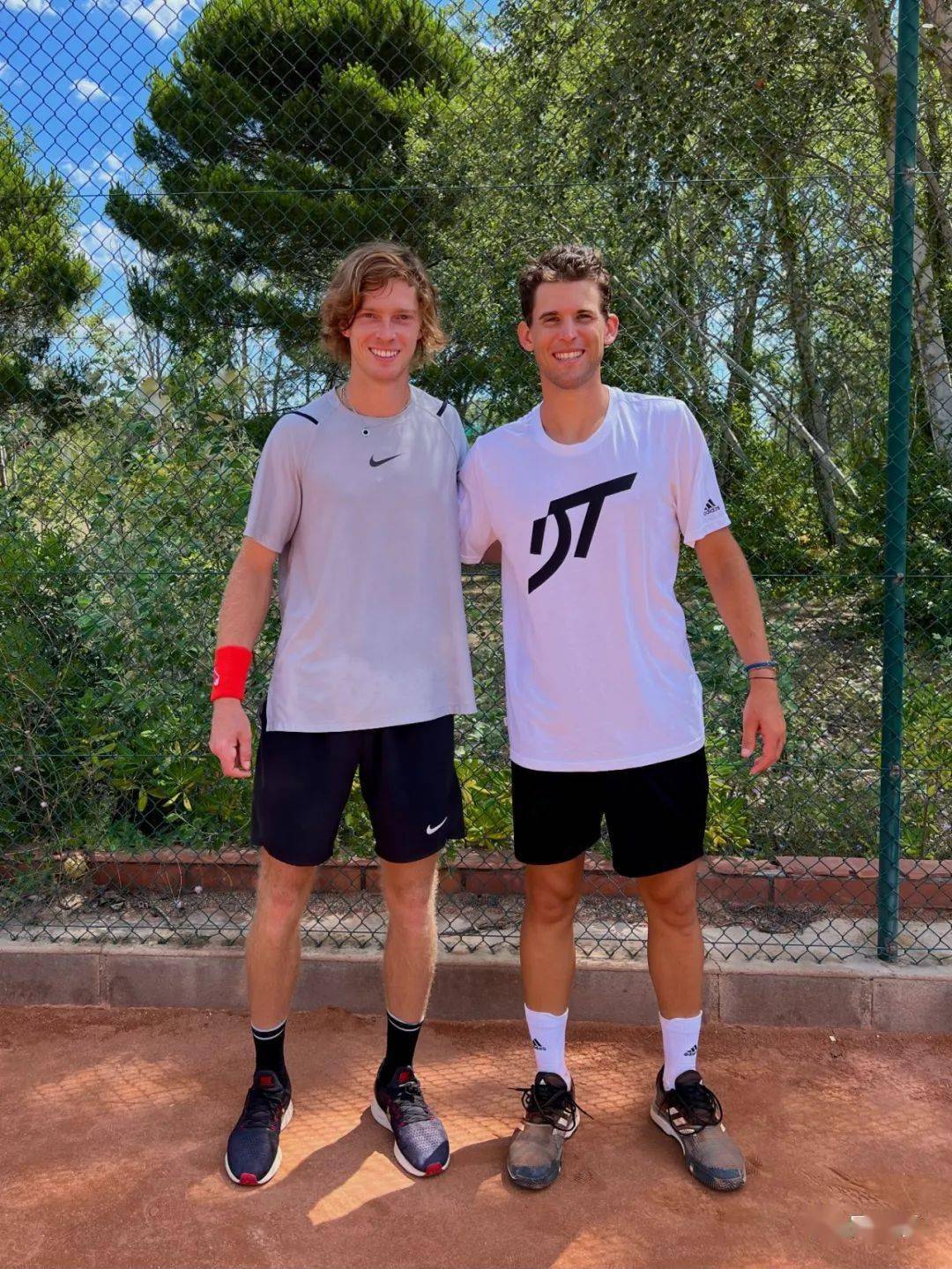 关于拉沃尔杯翻盘温网，蒂姆带队取胜的信息