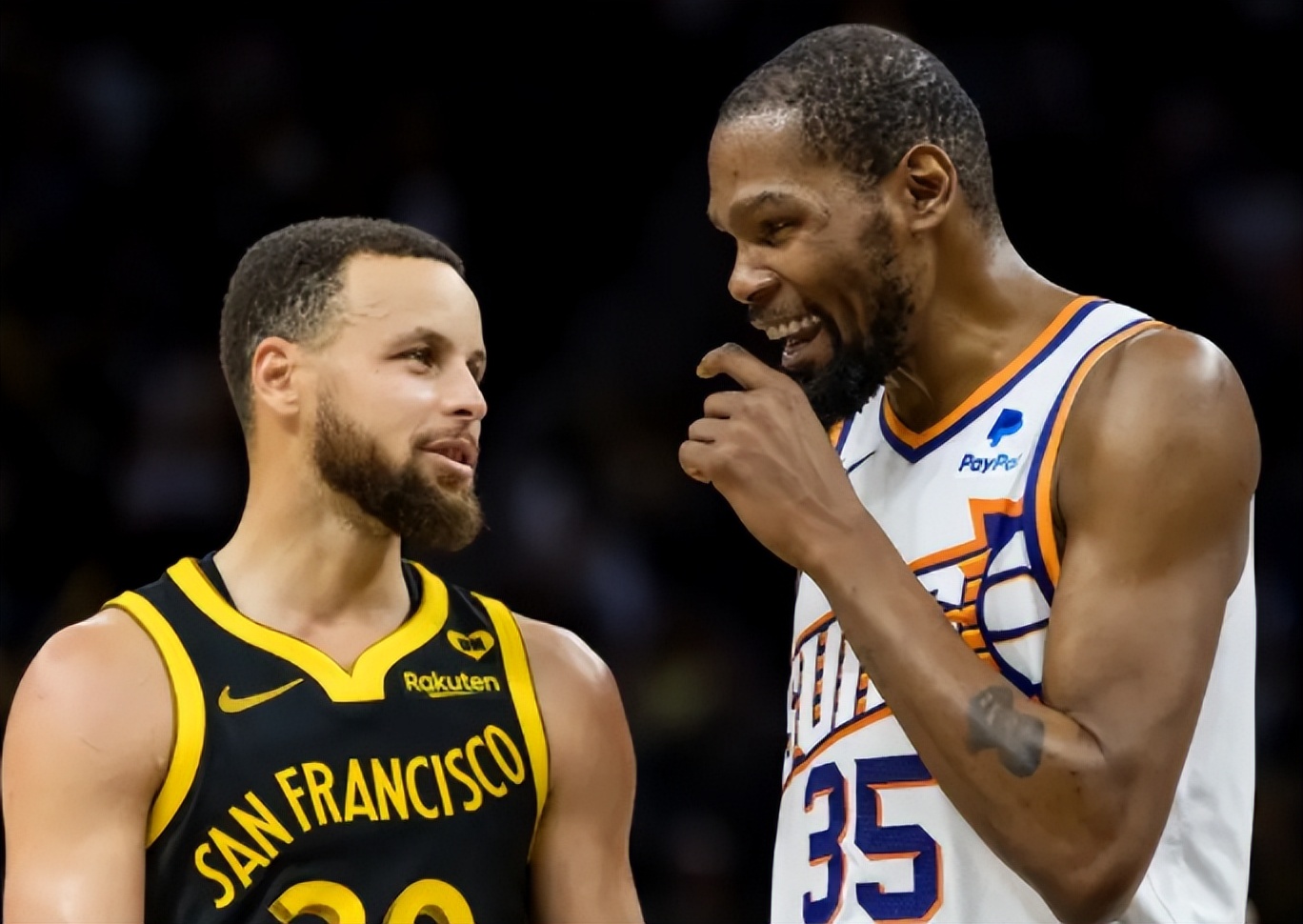 勇士球员接受特殊治疗备战对决