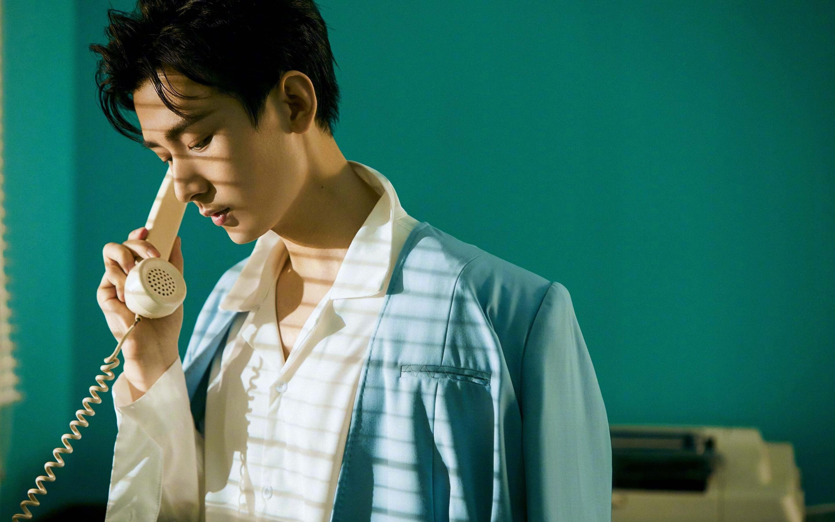 雄鹿力克步行者,布克年度焦点战接管比赛,NBA之夜的双重奏