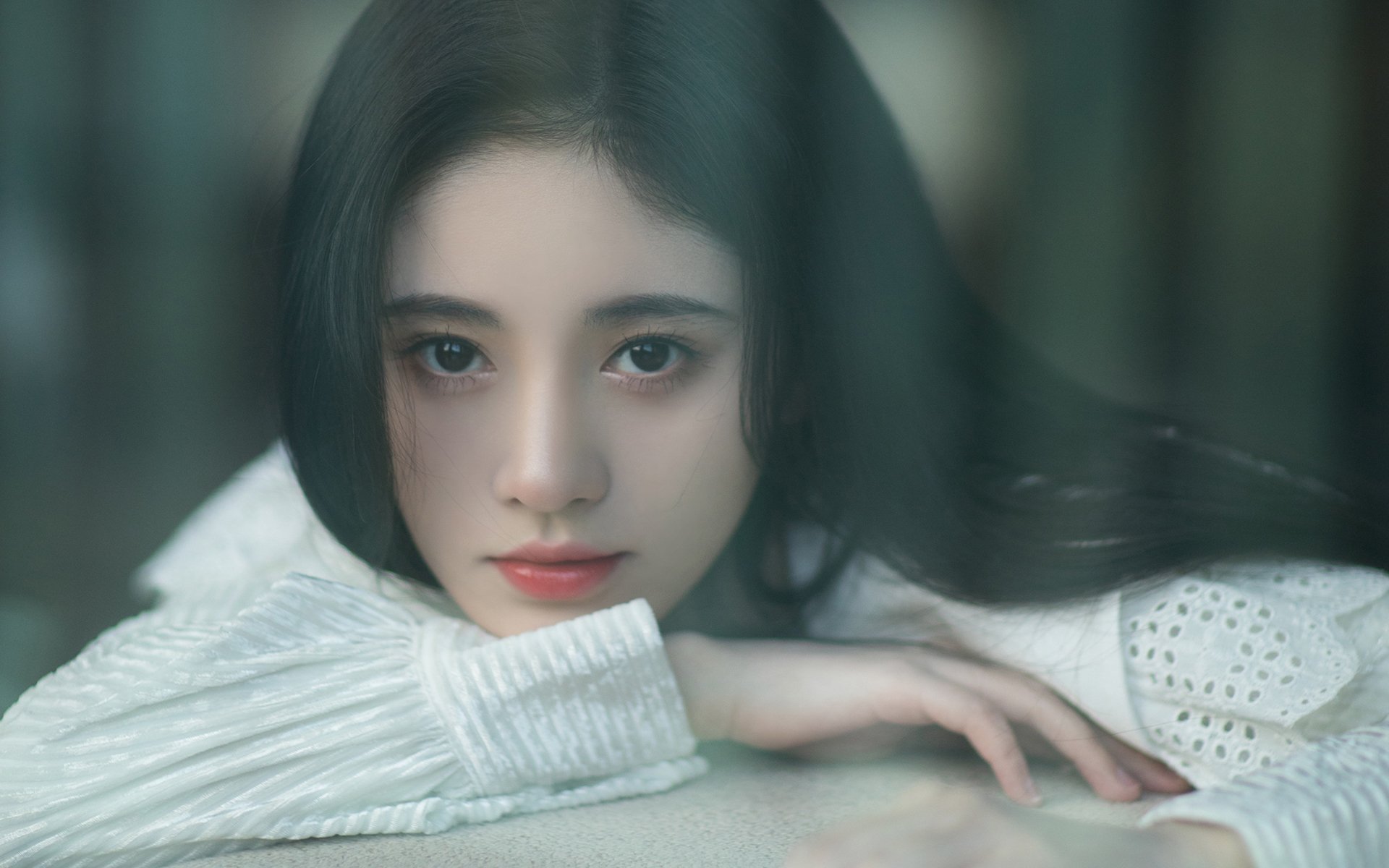 顶住字母哥的狂澜!爱德华兹的稳定输出,就是掘金死里逃生的理由